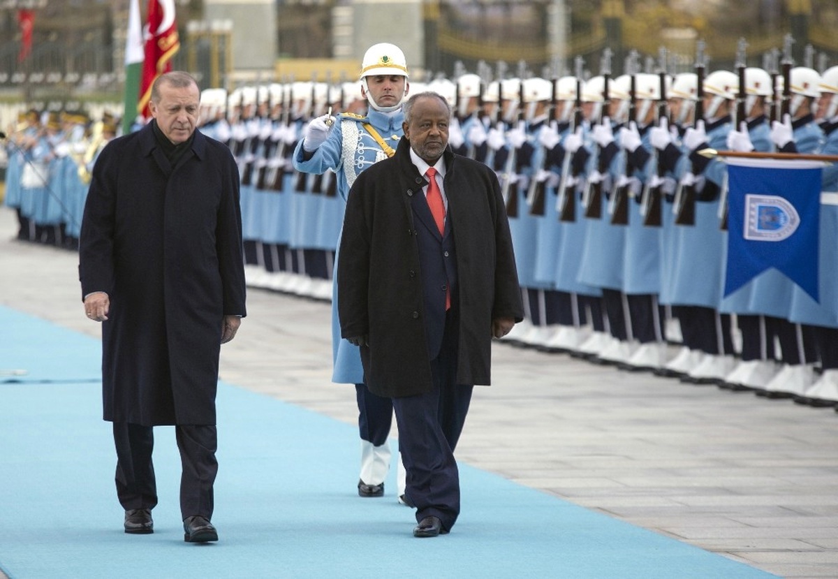 Cumhurbaşkanı Erdoğan, Cibuti Cumhurbaşkanı Guelleh\'i Resmi Törenle Karşıladı