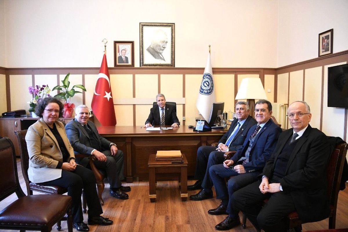 Ege Üniversitesi İhracatçılarla El Ele