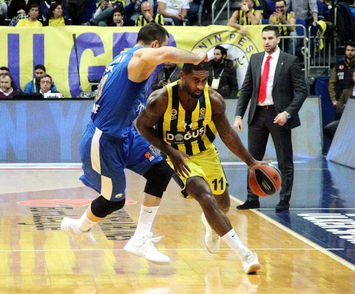 Fenerbahçe Doğuş Farka Koştu