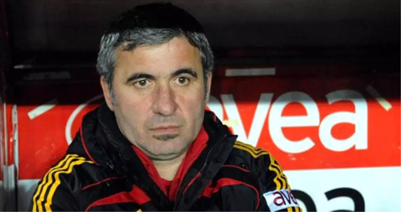 Hagi\'nin Galatasaray\'la Anılması, Romanya\'da Heyecan Yarattı