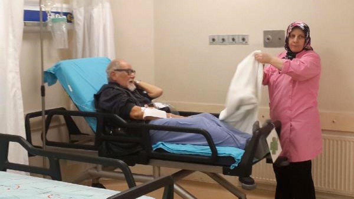 Huzurevinde 7 Kişi, Pastadan Zehirlendi
