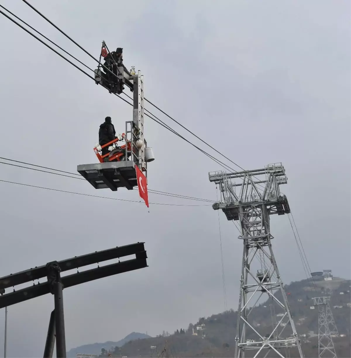 Karadeniz\'in En Uzun Mesafeli Teleferik Projesinde Sona Gelindi