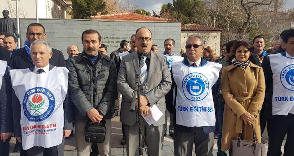 Okul Müdürü Ayhan Kökmen\'in Öldürülmesi Protesto Edildi