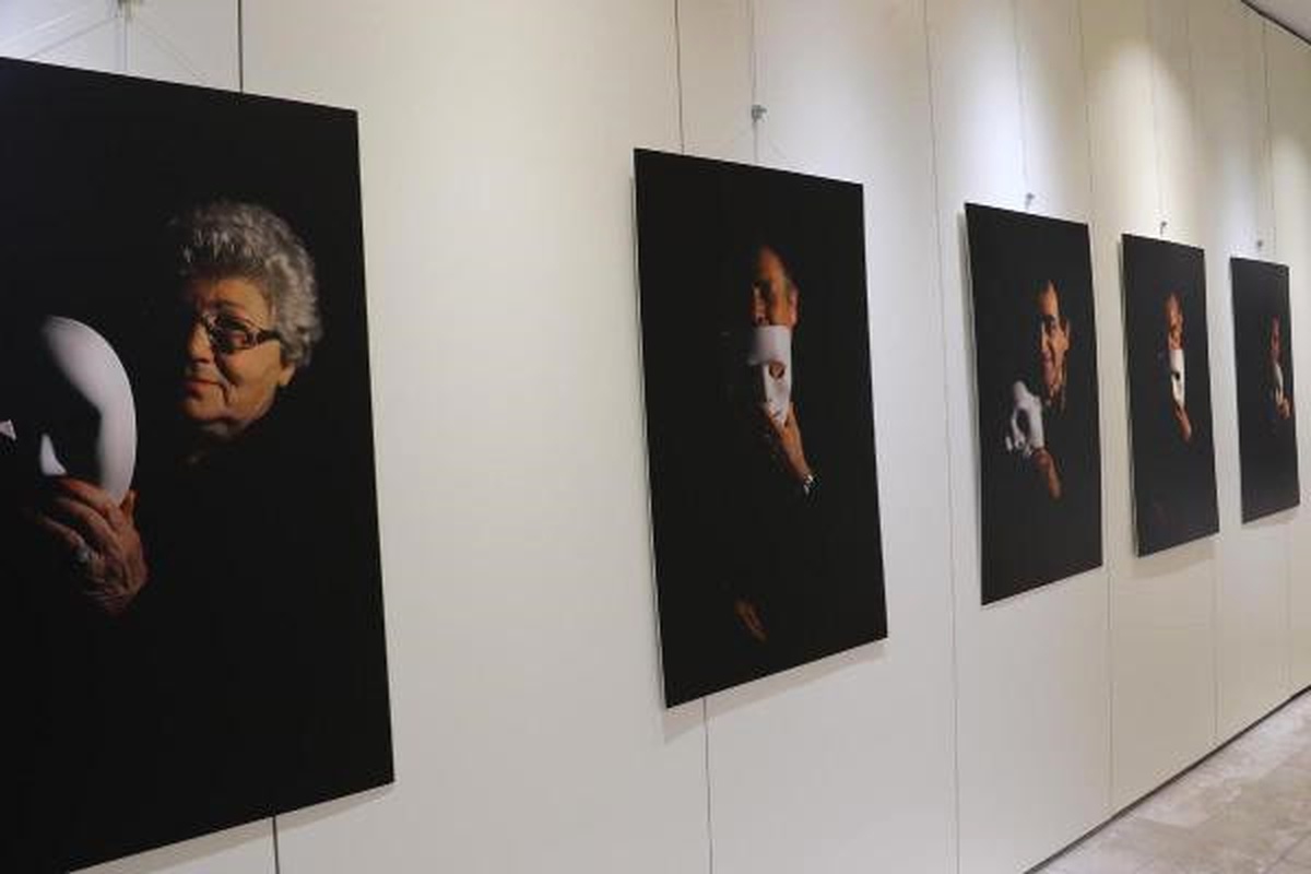 Parkinson Hastalığına, Fotoğraf Sergisiyle Dikkat Çektiler