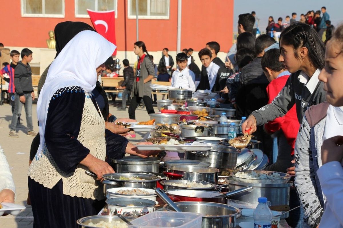 Silopi\'de İlk ve Ortaokul Öğrencilerinden Filistin\'e Destek