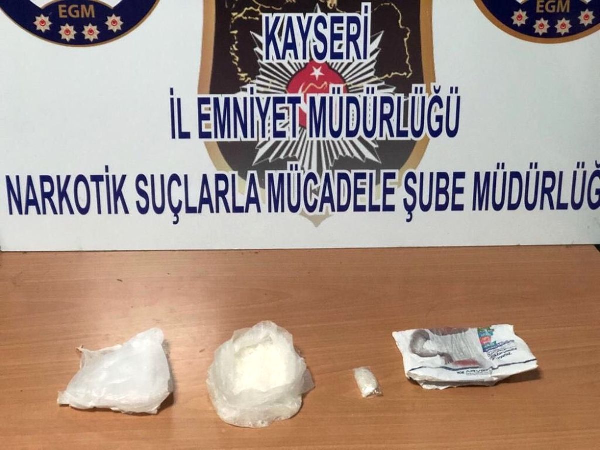 Uyuşturucu Operasyonunda 2 Gözaltı