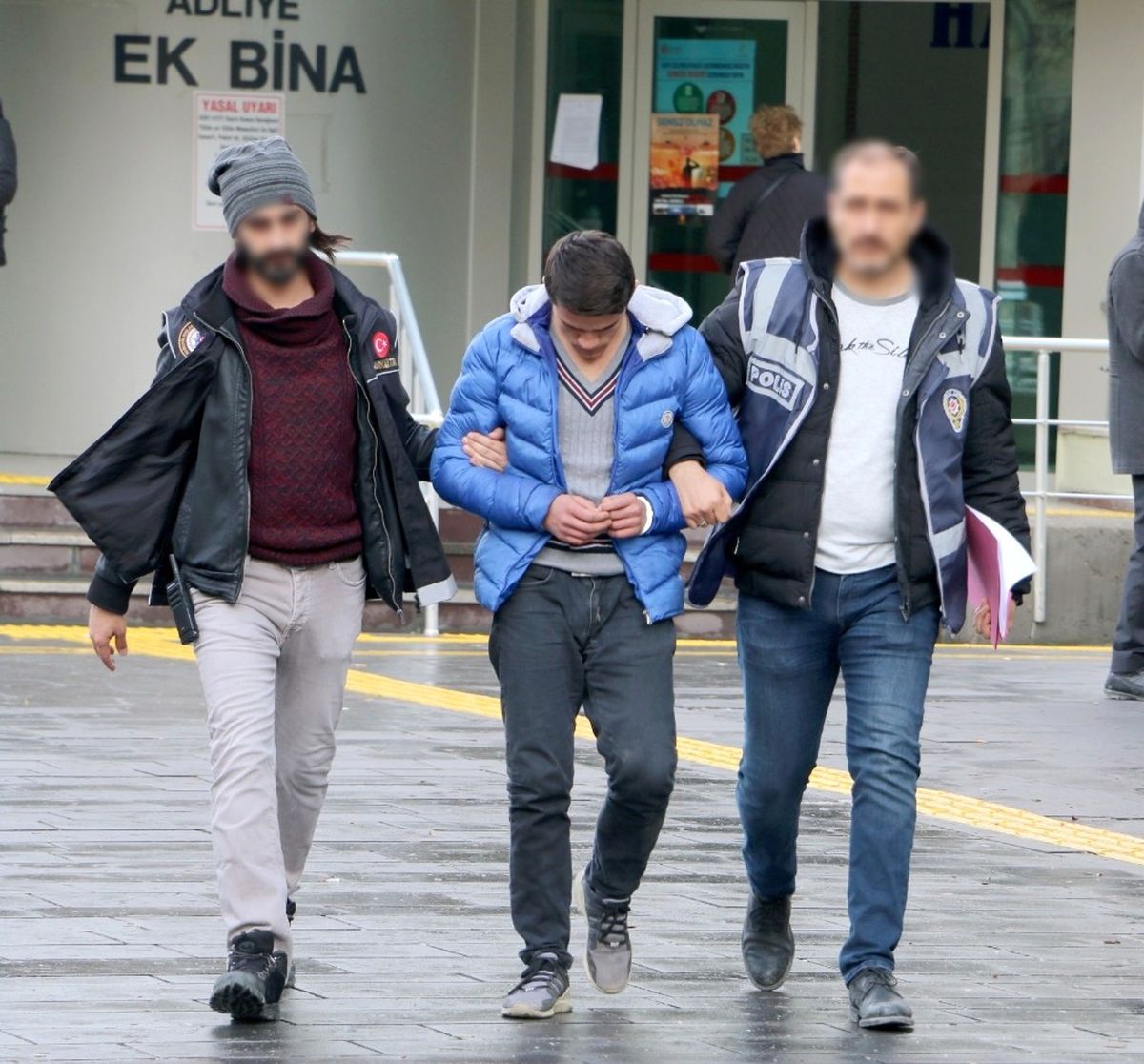 Uyuşturucu Satarken Suçüstü Yakalanan Şahıs Tutuklandı