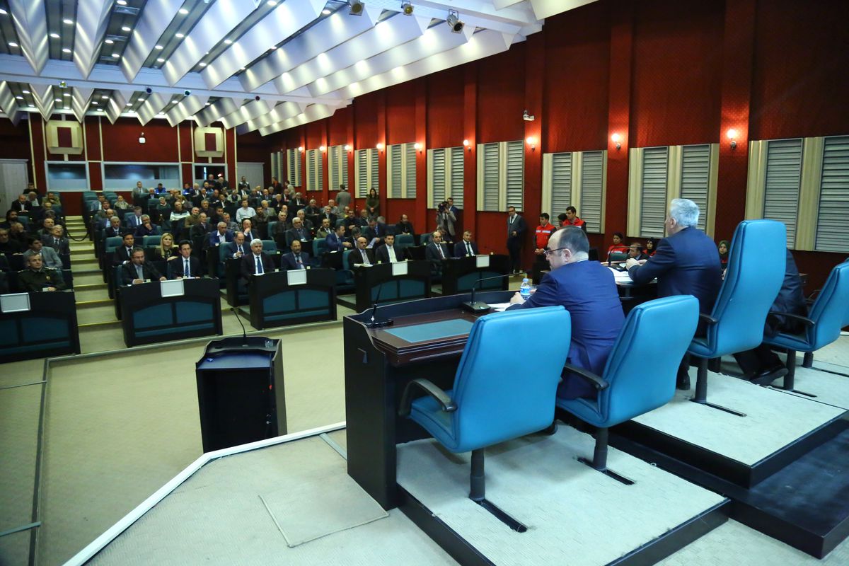 Vali Kamçı Muhtarlarla Buluşmaya Devam Ediyor