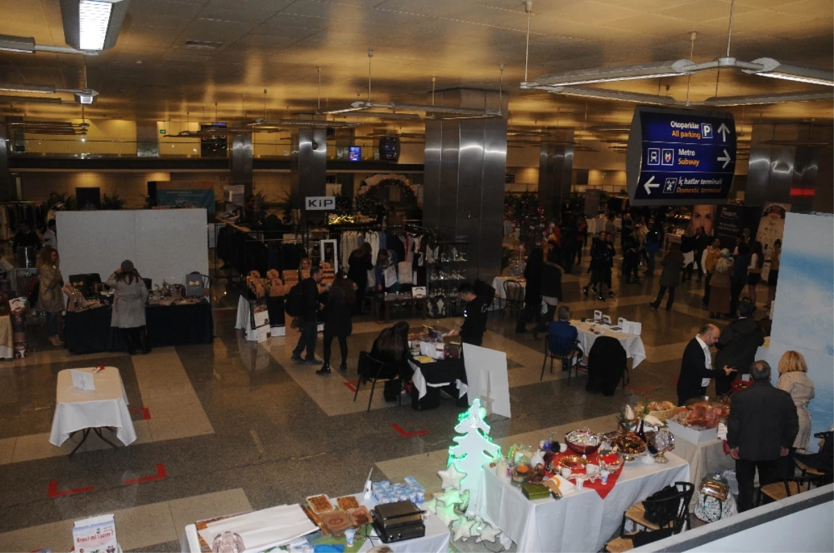 Atatürk Havalimanı\'nda Kış Alışveriş Festivali Başladı