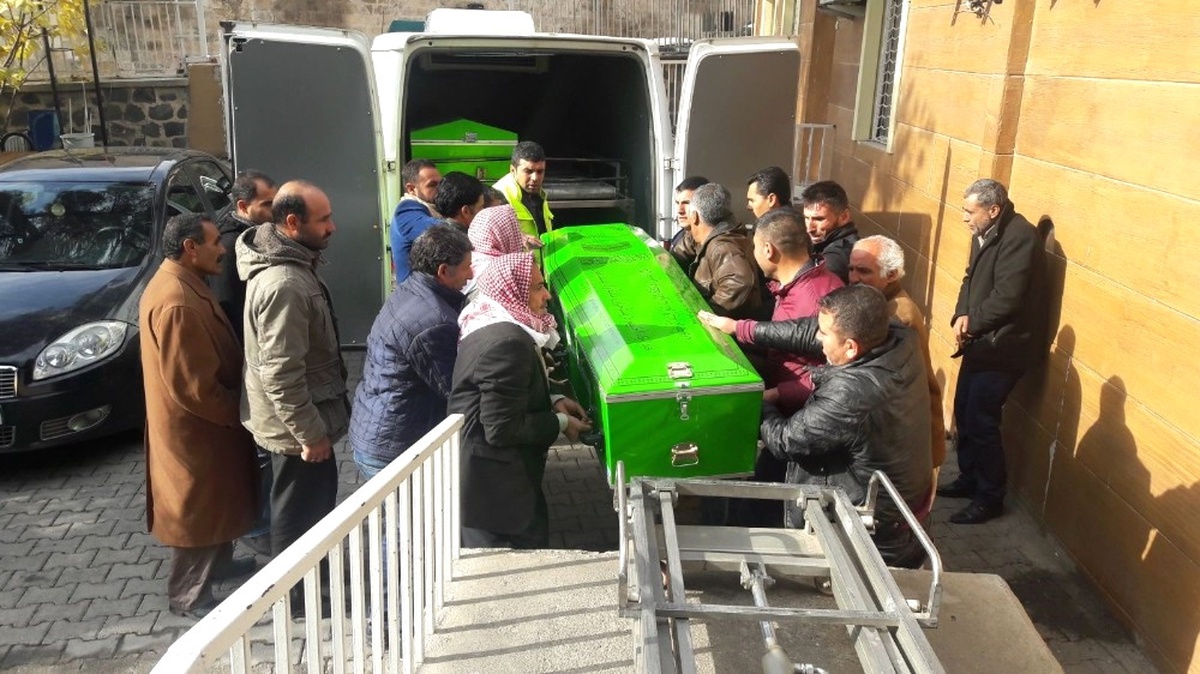 Ayakkabılıktaki Yer Kavgasında Abi Kardeşini Öldürdü