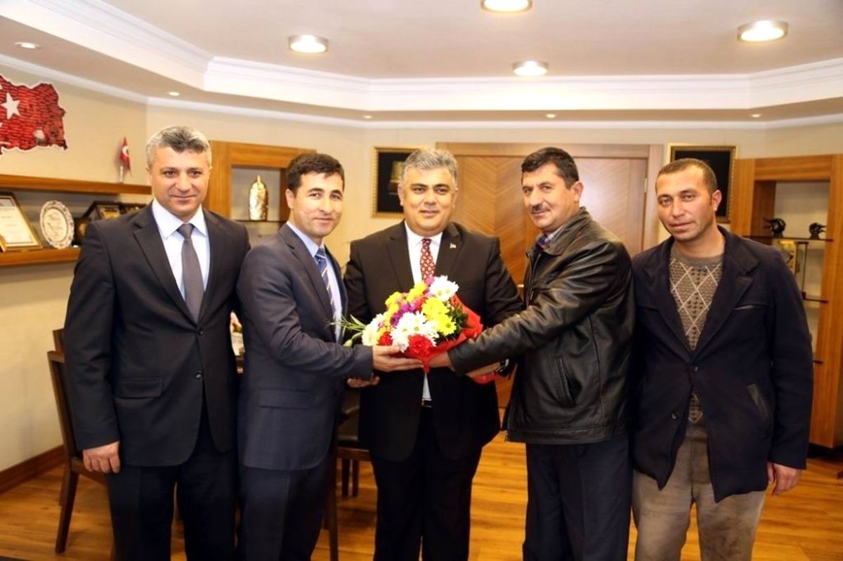 Başkan Özgüven\'e Teşekkür Ziyareti