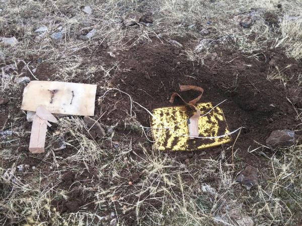 Bitlis\'te Basma Düzenekli PKK Patlayıcıları Ele Geçirildi