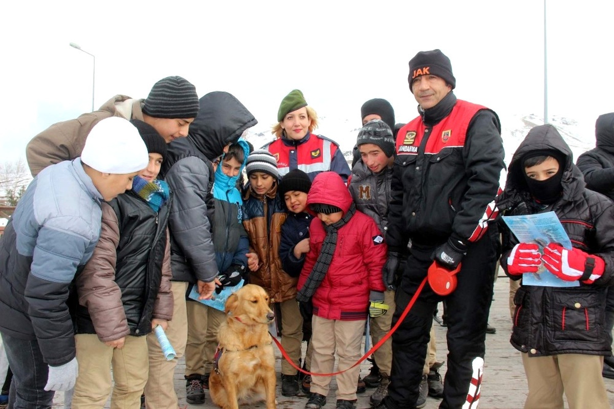 Çocukların Erciyes Hayalini Erciyes Jandarma Gerçekleştirdi