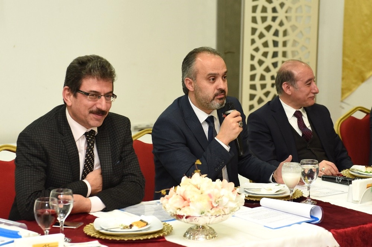 Cumhurbaşkanı\'ndan Doğanbey İçin "Rezalete Son Verin" Çağrısı