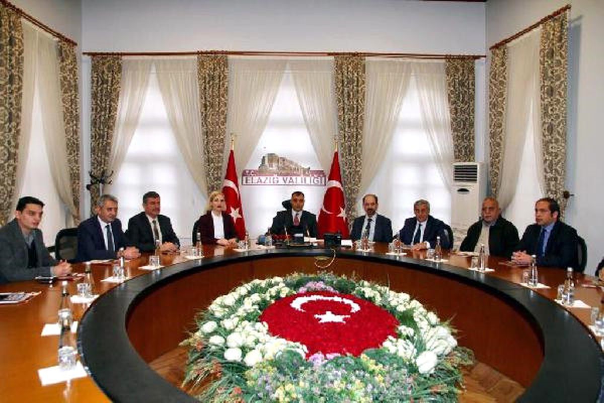 Elazığ\'da Milyon Dolarlık Protokol İmzalandı