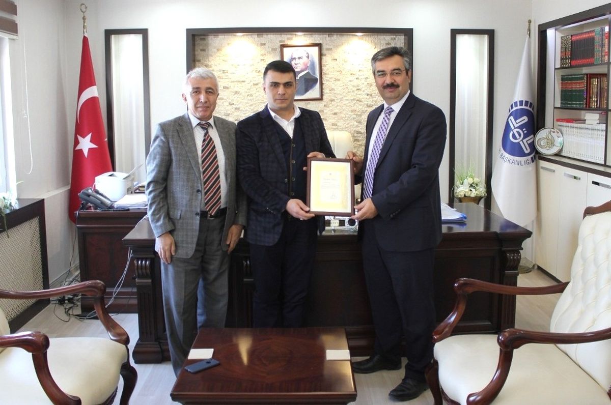 Hayırsever Batmanlı Dükkanlarını Diyanet\'e Vakfetti