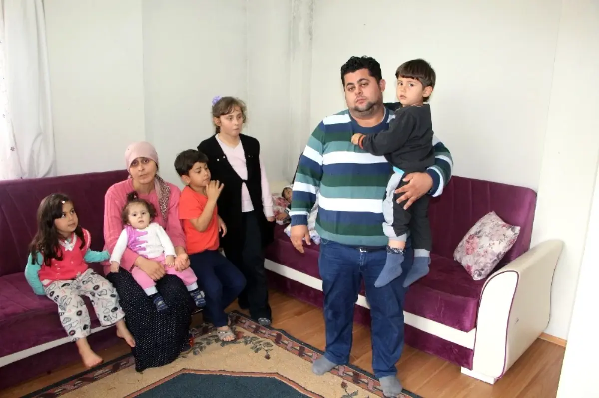 İşsiz Baba 5 Çocuğuyla Sokakta Kalacak