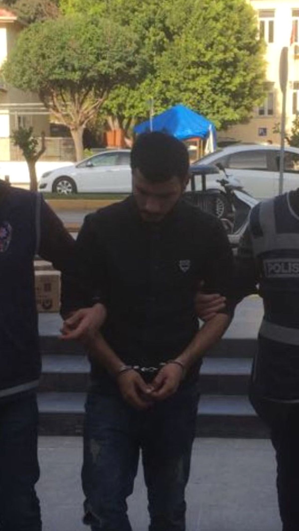 Kafe Hırsızları Yakalandı