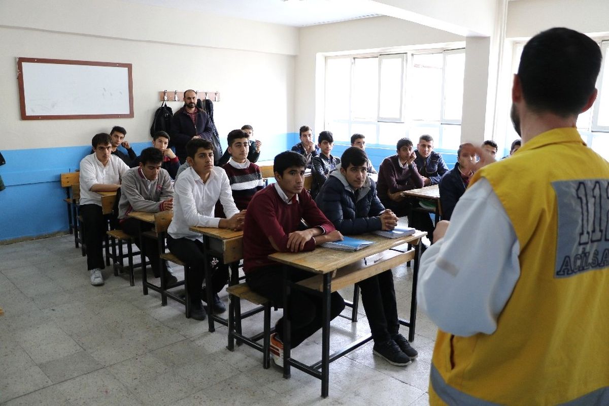 Kahta\'da Öğrencilere Meslek Tanıtımı Yapıldı