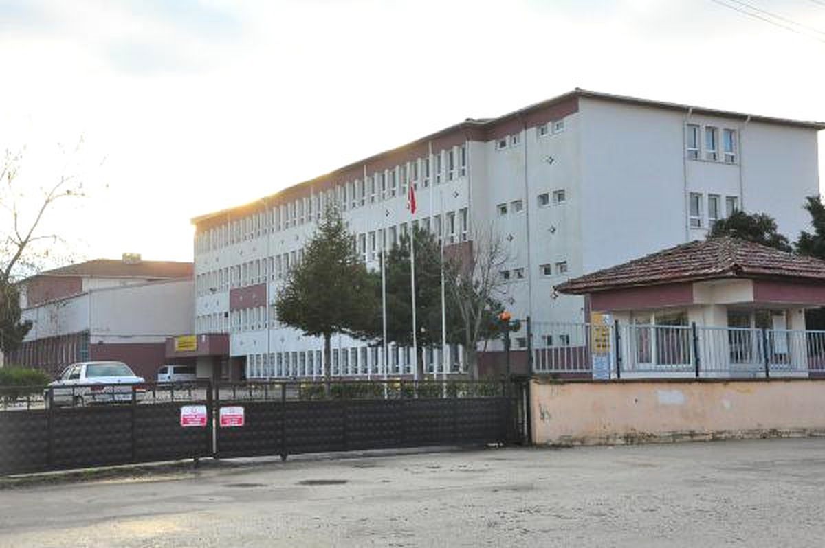 Kalorifer Dönüşümü Yetişmeyen Lisede Eğitime 2 Gün Ara