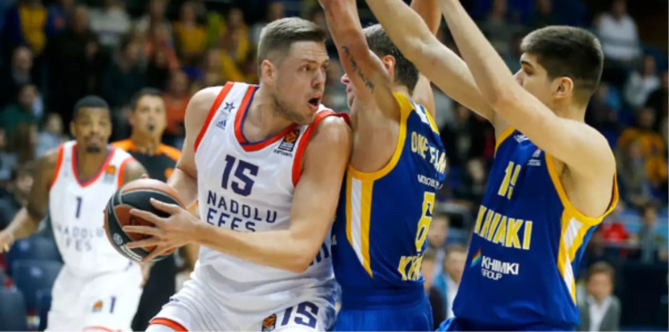 Khimki - Anadolu Efes: 86-68