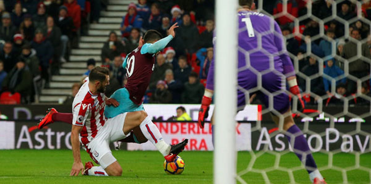 Manuel Lanzini\'ye 2 Maç Men Cezası!