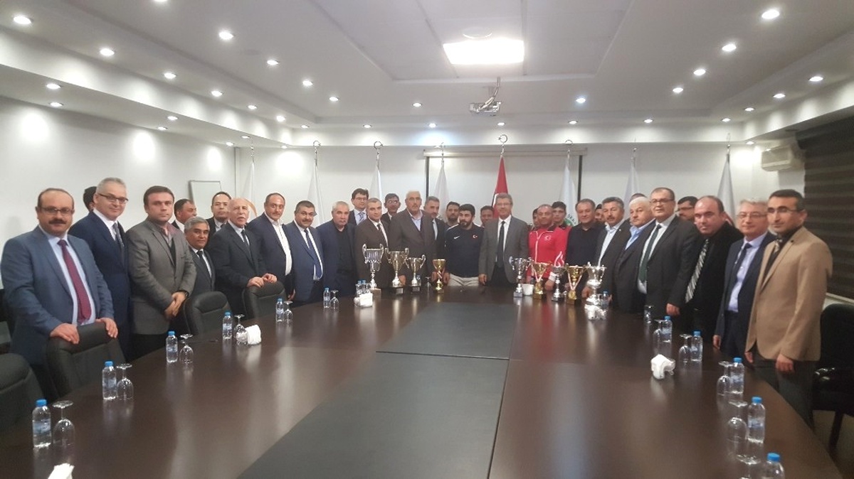Milli Güreşçiye Kayseri Şeker İştiraklerinden Büyük Destek