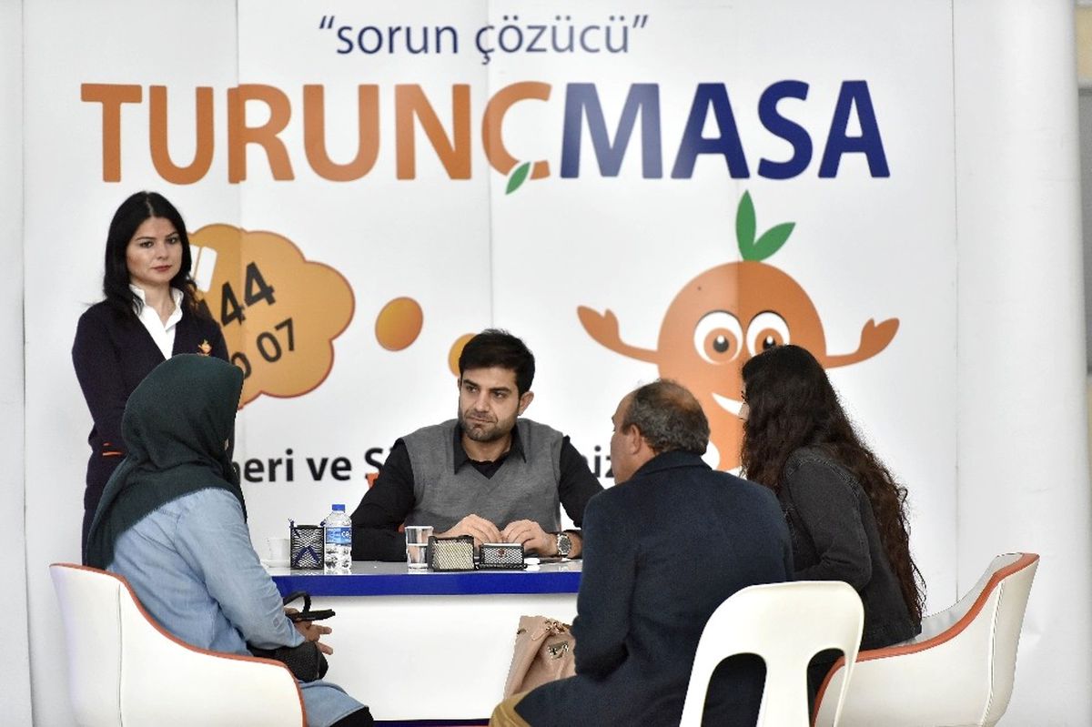 Muratpaşa\'da Randevusuz Görüşmeler Devam Etti