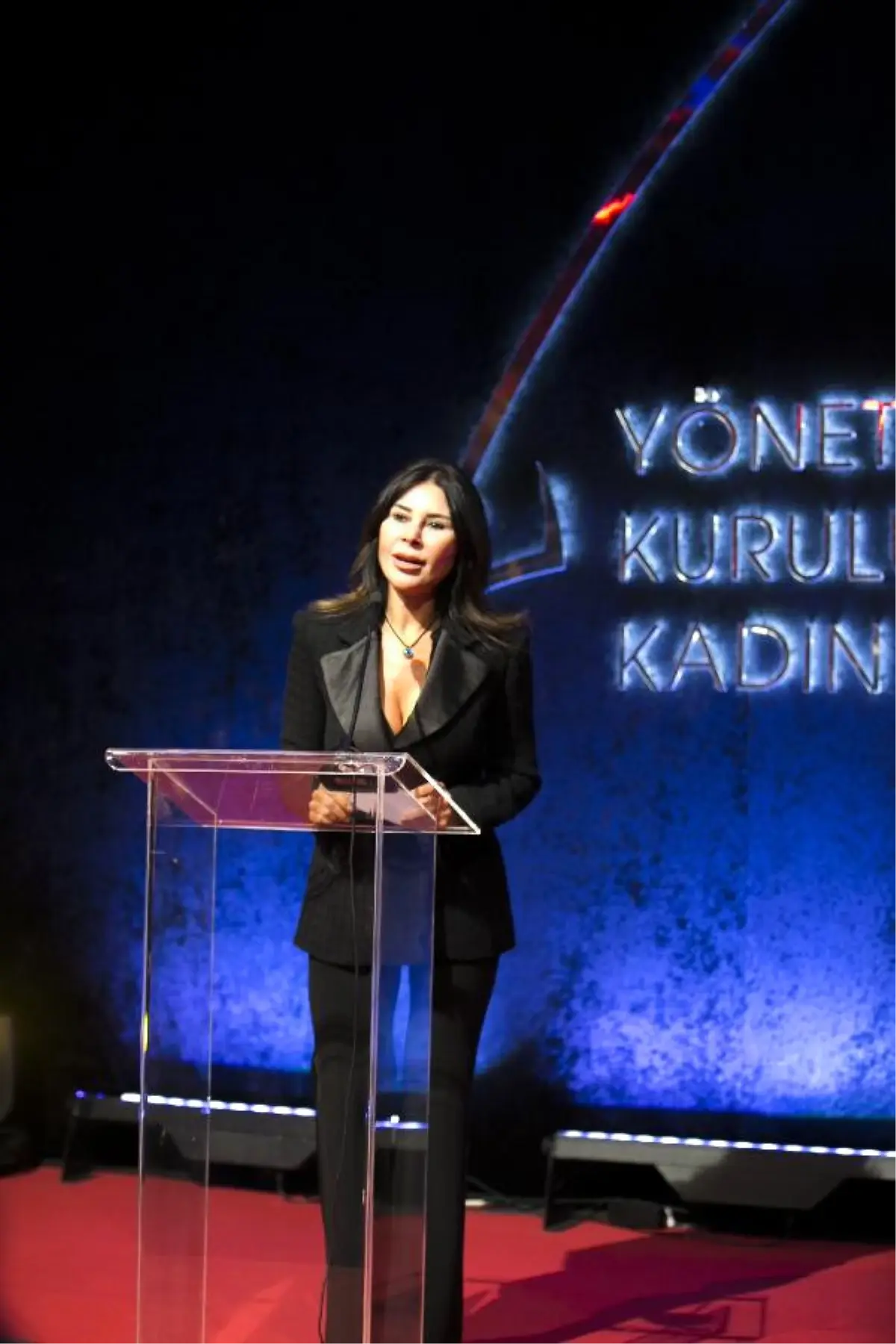 Suzan Sabancı Dinçer: Yönetim Kurullarına Giren Kadınlar Rol Model Oluyor