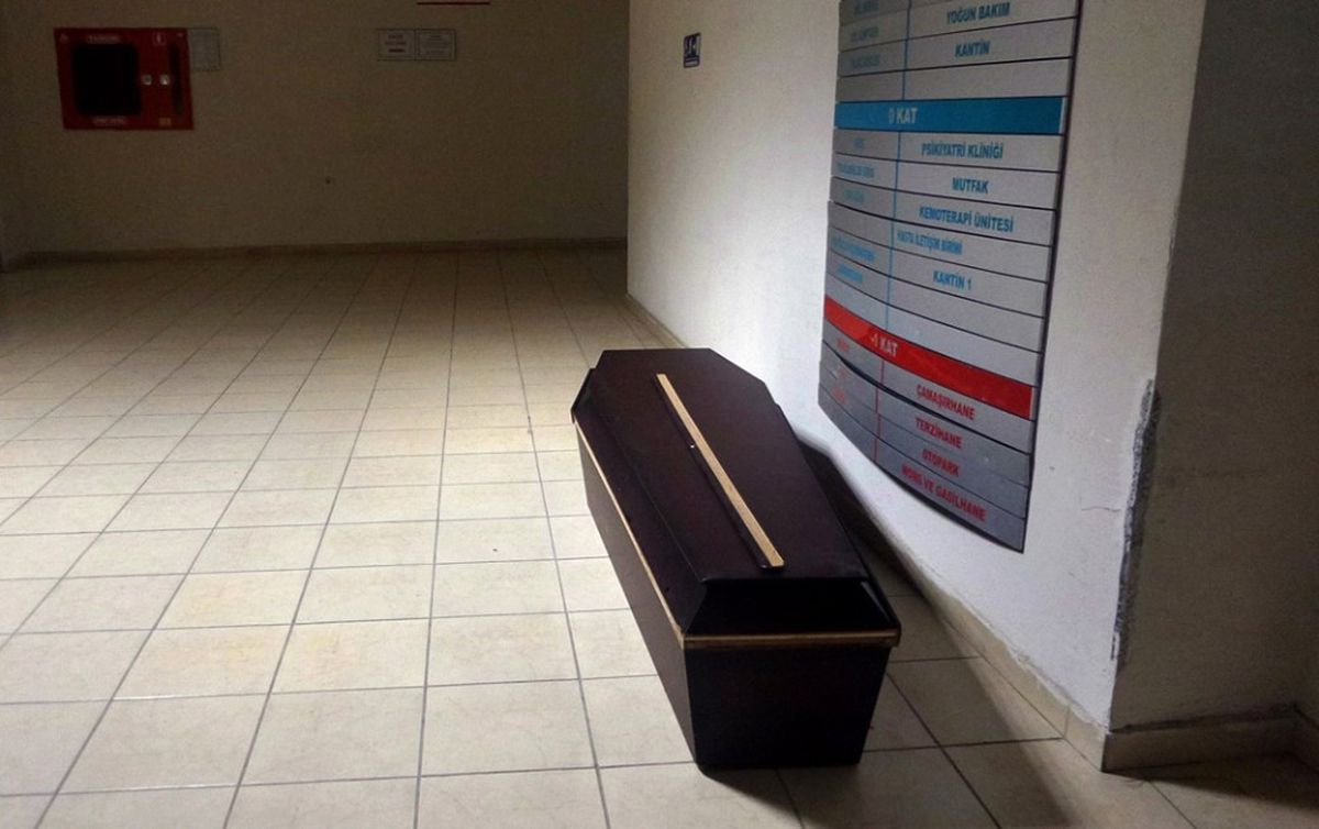 Yalnız Yaşadığı Evinde Ölü Bulundu