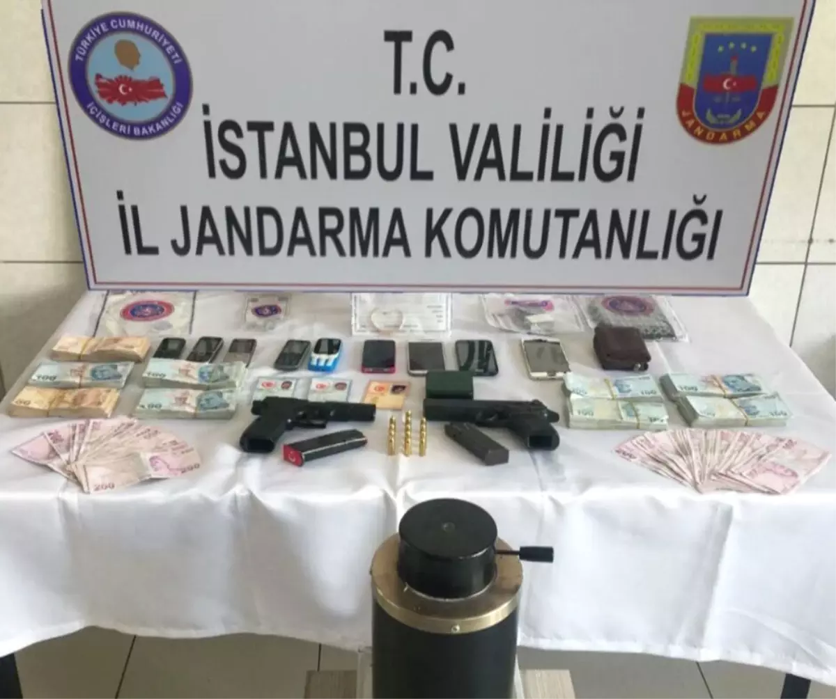 2 Milyonluk Altını Çaldılar Jandarma\'dan Kaçamadılar