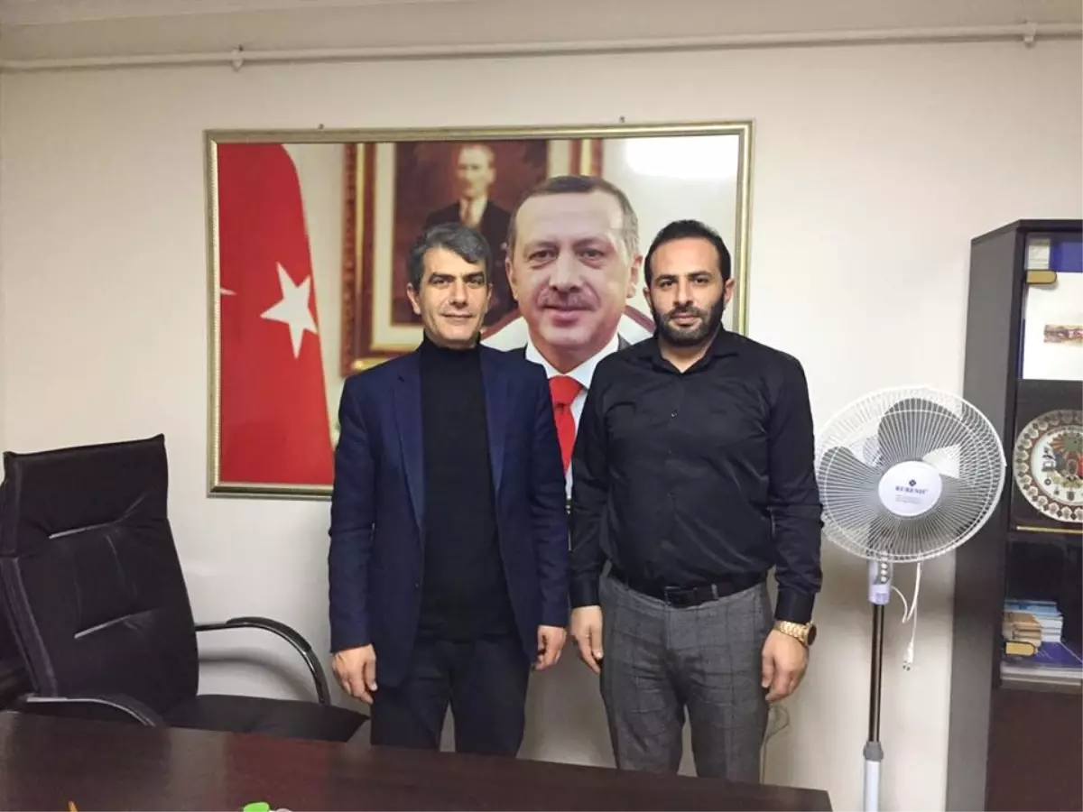 AK Parti Merkez İlçe Başkanlığı Mahalle Başkanlarını Seçiyor