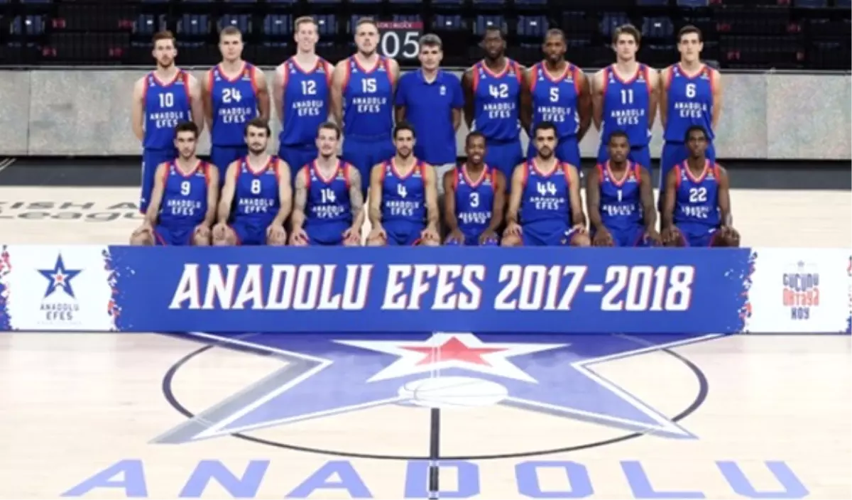 Anadolu Efes Olympiakos\'u Konuk Ediyor