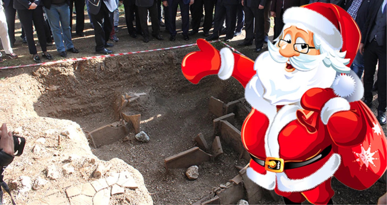 Antalya Valisi Heyecanlandıran Haberi Verdi: Noel Baba\'nın Kemiklerini Her An Bulabiliriz!