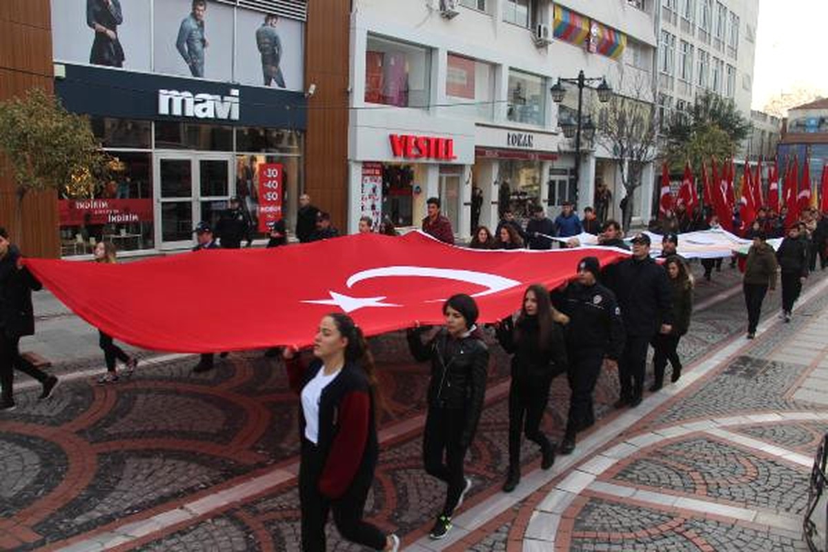 Atatürk\'ün Edirne\'ye Gelişinin 87\'nci Yıl Dönümü Kutlandı