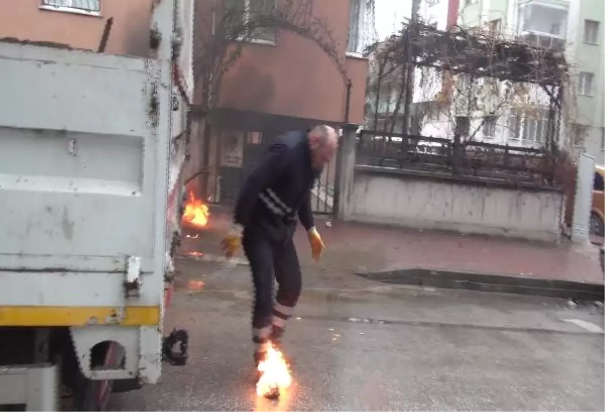 Talihsiz Belediye İşçisinin Ayakkabısı Alev Aldı