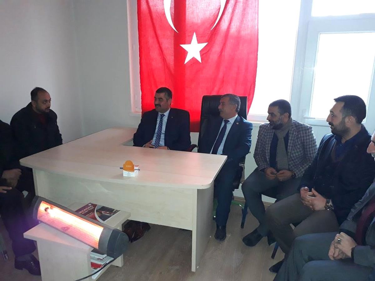Başkan Avşar Muhtarların Sorunlarını Dinledi