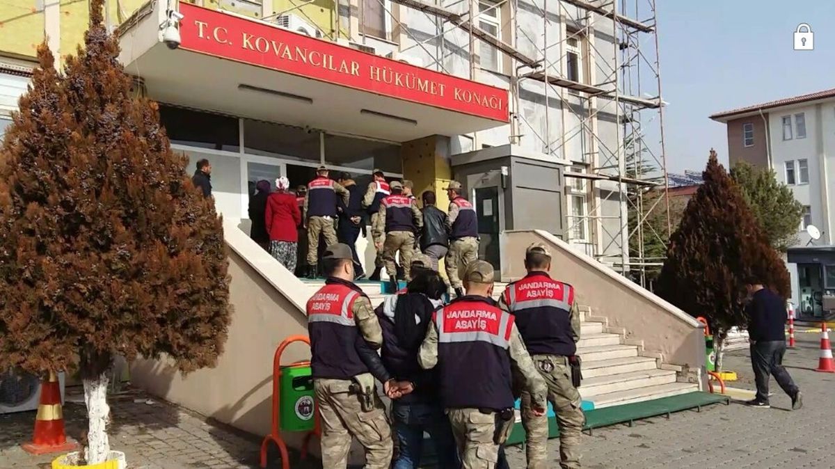 Elazığ\'da Uyuşturucu Operasyonu: 6 Gözaltı