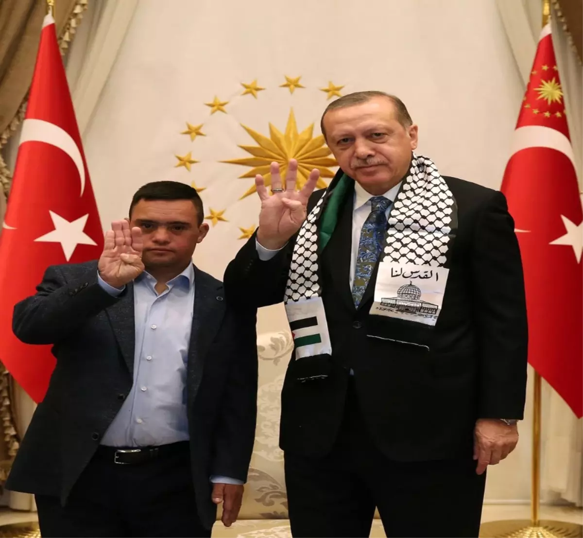 Erdoğan, Filistinli Muhammed\'le Dünyaya Mesaj Verdi