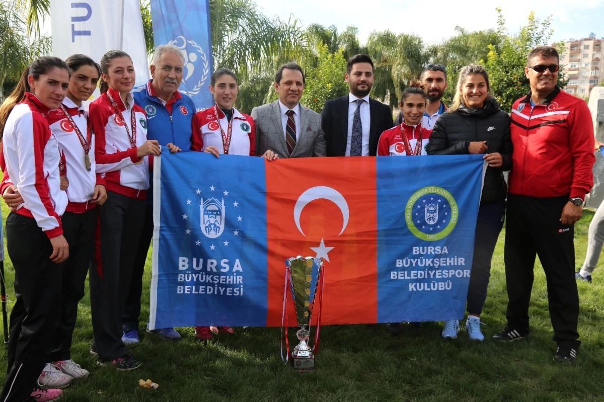 Kros Ligi\'nin Şampiyonu Büyükşehir
