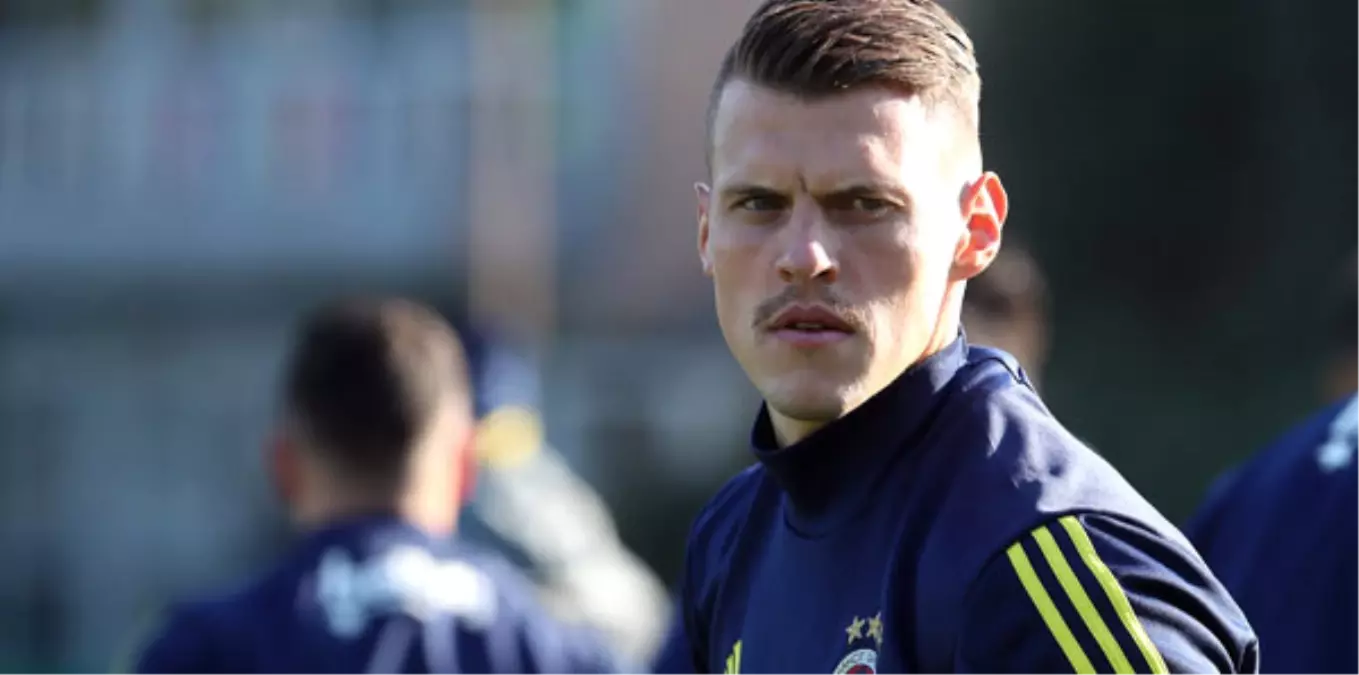 Martin Skrtel: "Fenerbahçe\'den Keyif Alıyorum...\'