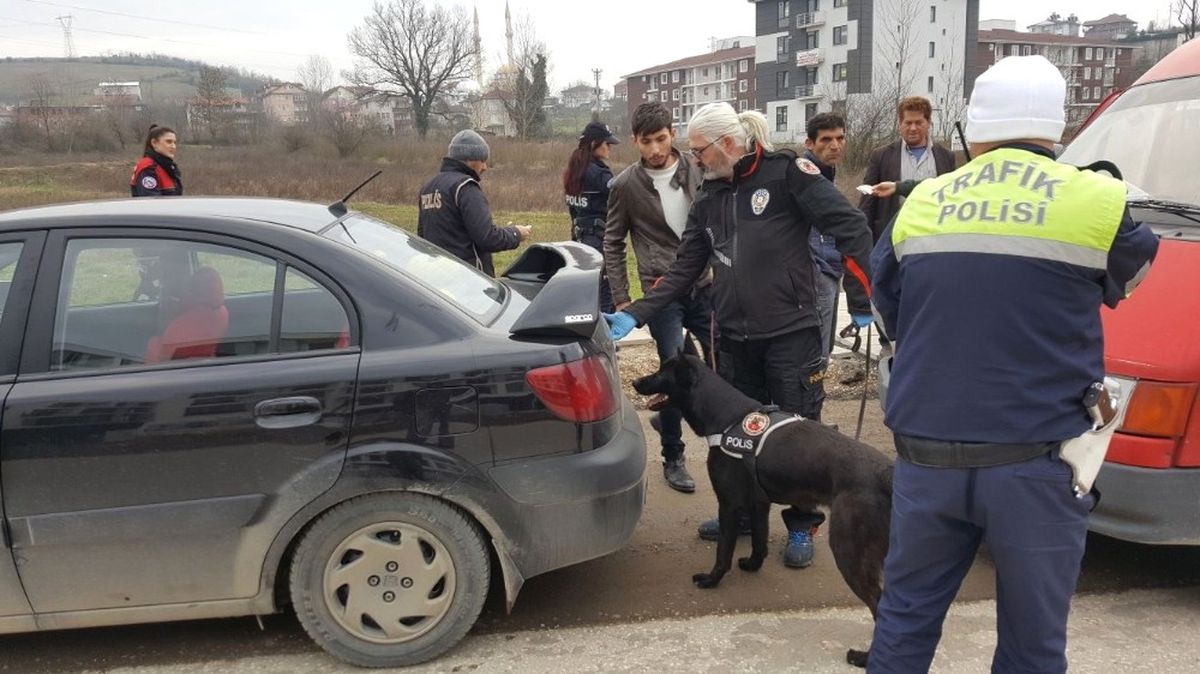 Polisten Güvenli Eğitim Uygulaması