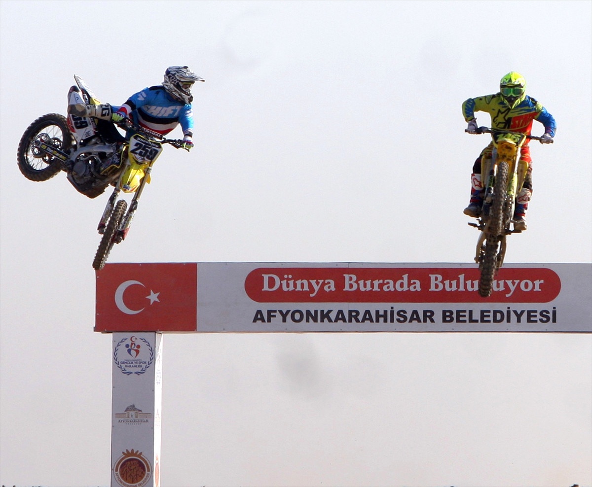 Youthstream Yetkilileri, Afyon Motor Sporları Merkezini İnceledi