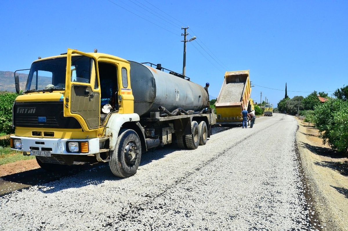 Asfaltlanan Ova Yolu 5 Bin 500 Km\'yi Aştı