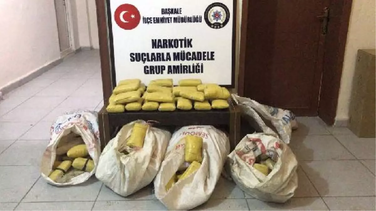 Başkale\'de 92 Kilo 820 Gram Eroin Ele Geçirildi