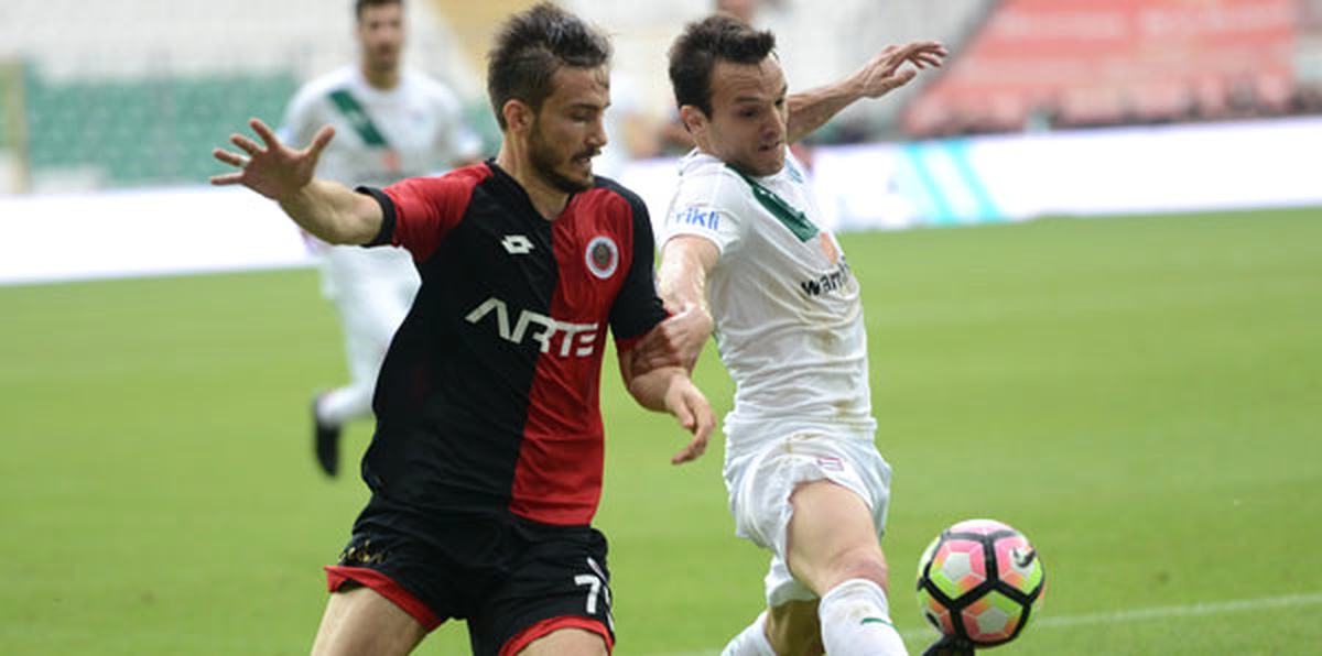 Bursaspor Sahasında Gençlerbirliği\'ne Karşı Üstün