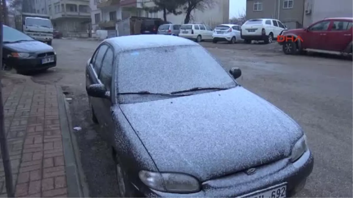 Edirne Keşan\'da Kar Yağışı, Korudağ Mevkiinde Etkili Oldu