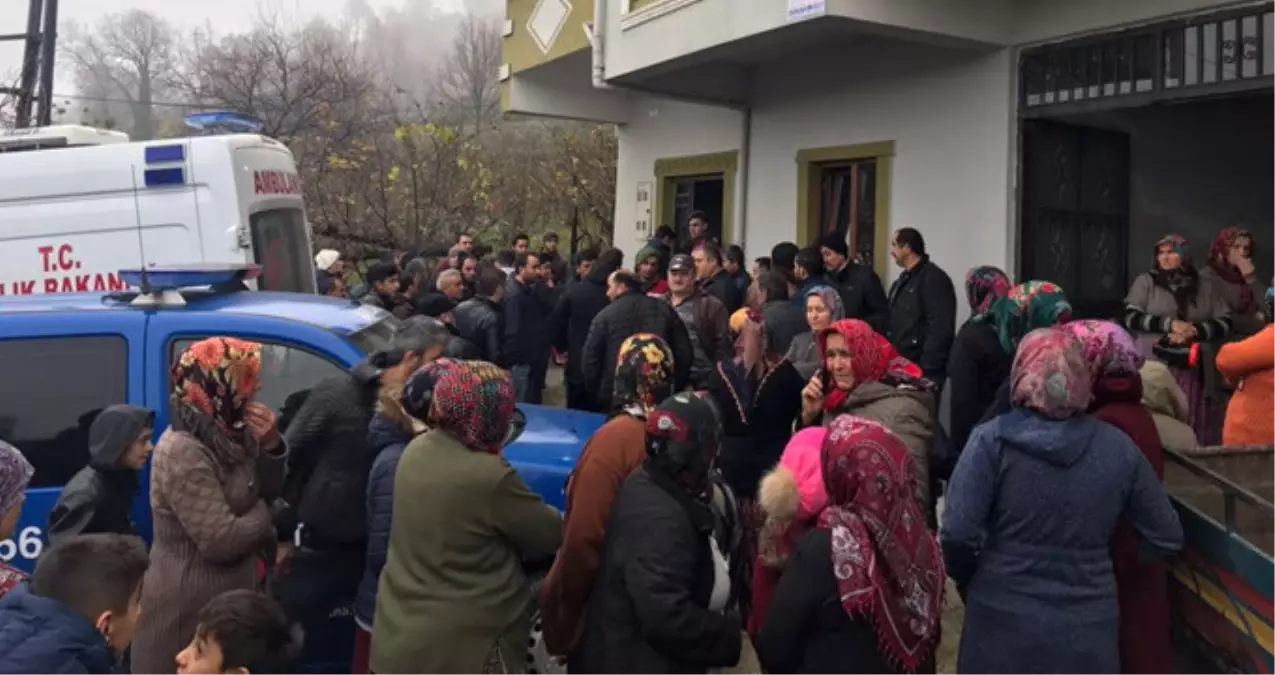 Eve Giren Hırsızlar, Seslere Uyanan Gelin ve Kaynanasını Öldürdü