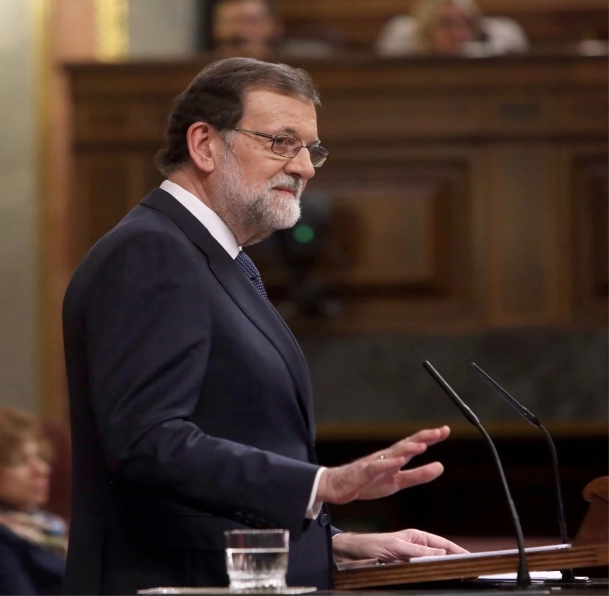 İspanya Başbakanı Rajoy\'dan "Diyaloga Hazırım" Mesajı