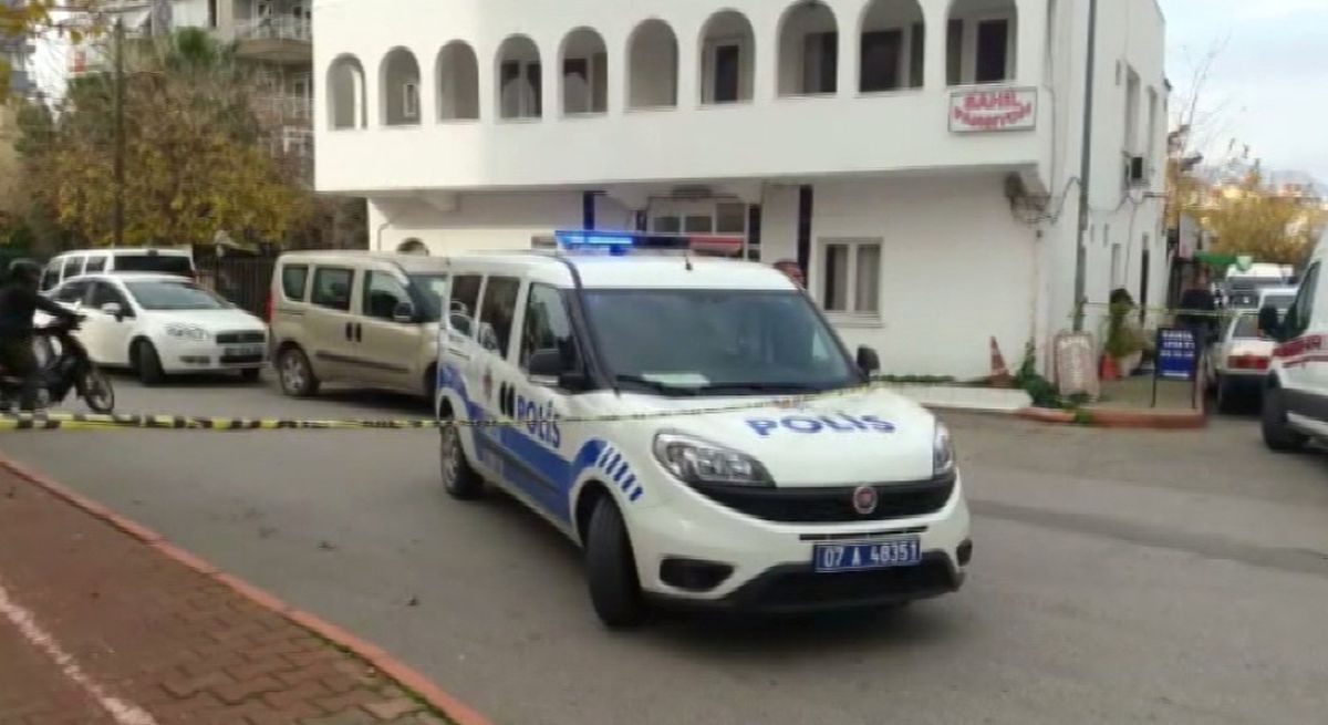 İşten Çıkarılan Garson Dehşet Saçtı: 4 Ölü